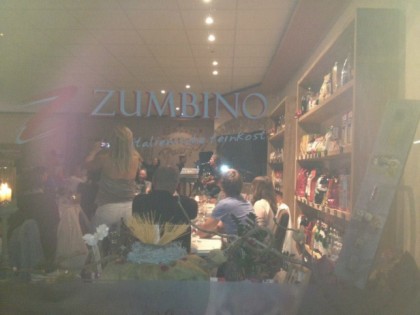 Photo: Zumbinos